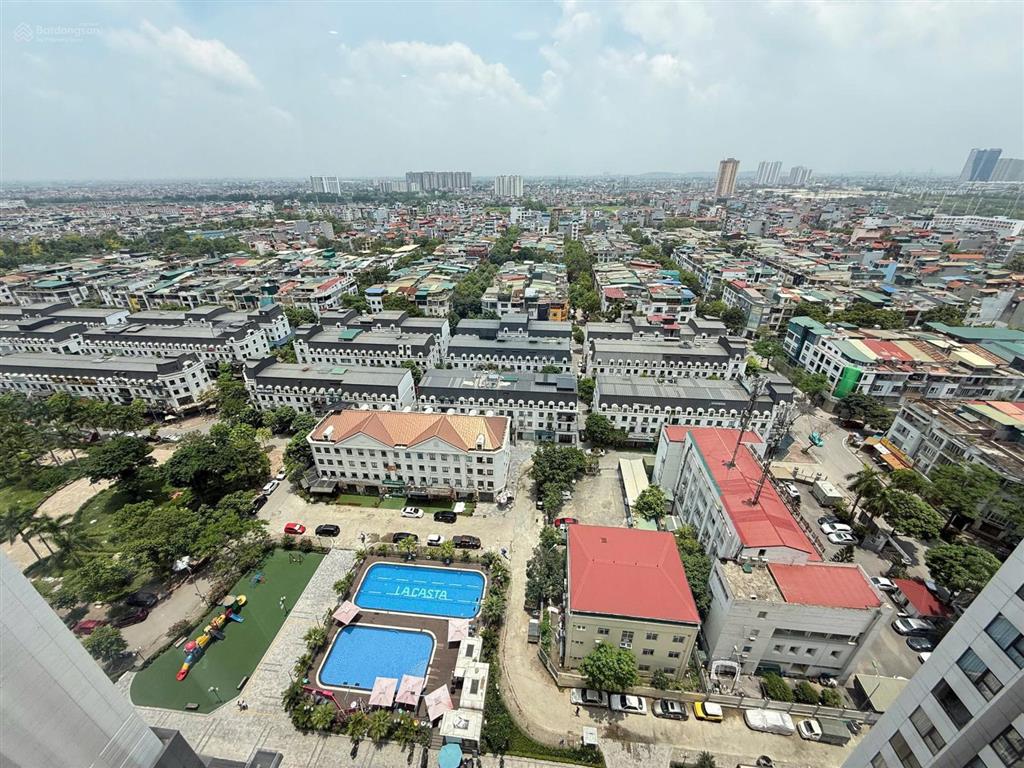 La casta văn phú cần cho thuê căn góc 117m