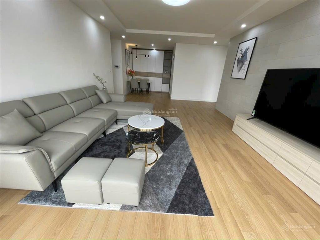 La casta văn phú  117m  3n cần bán gấp