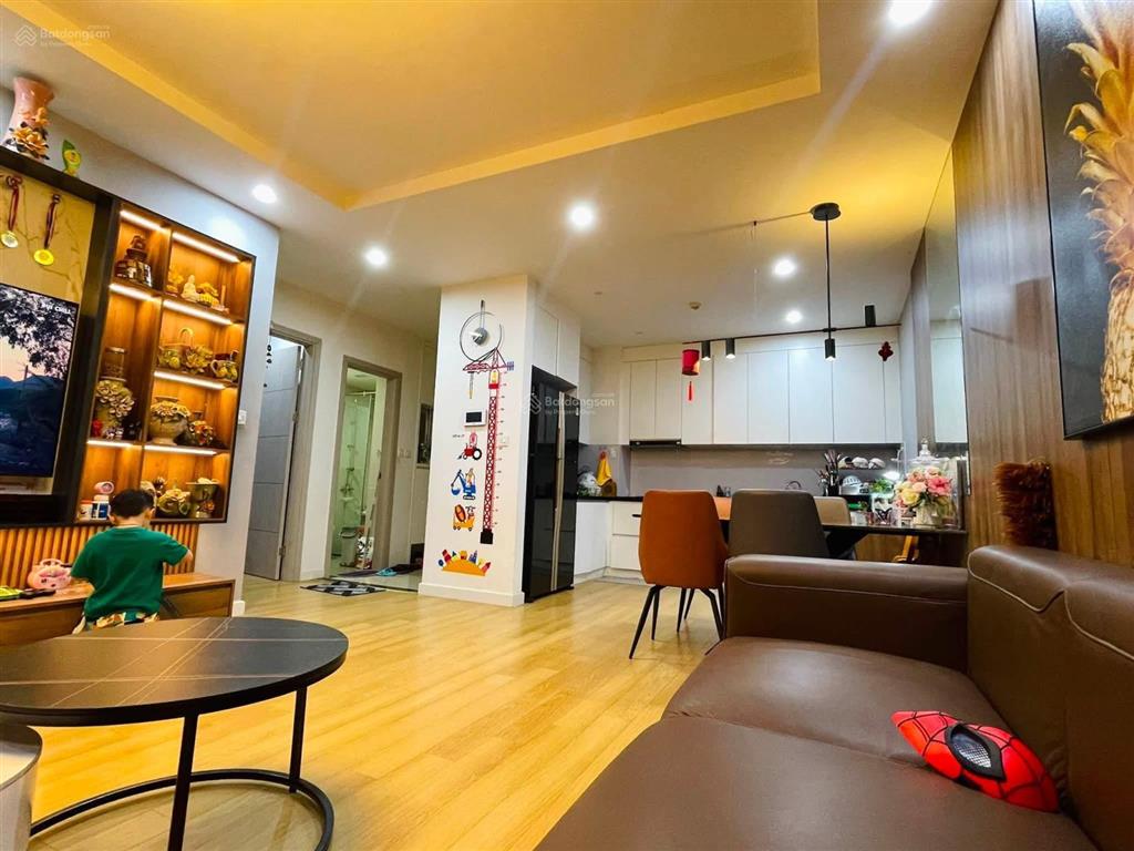 La casta văn phús78mgiá tốt cần bay nhanh