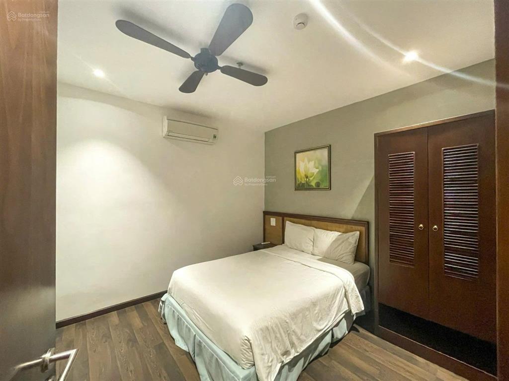 Bán tòa căn hộ vip, ngay mường thanh, cách bãi tắm biển mỹ khê chỉ 100m