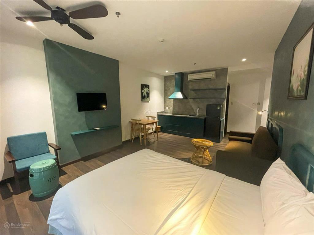 Bán tòa căn hộ vip, ngay mường thanh, cách bãi tắm biển mỹ khê chỉ 100m