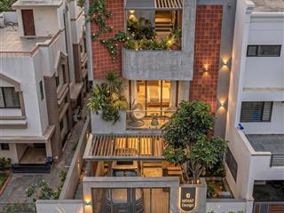 Bán homestay 4 tầng, dòng tiền 50tr/tháng, gần biển mỹ khê, giá bán 12,3 tỷ