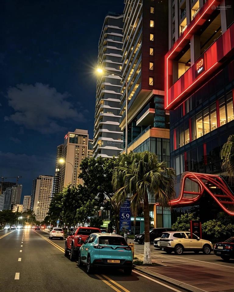 Bán cặp đất biển hoàng sa, view trực diện biển, dt 205m2, ngang 10m
