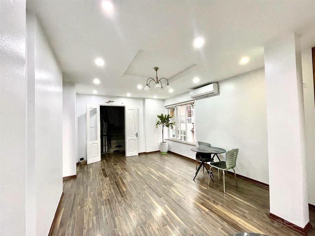 Bom tấn liễu giai, vạn bảo, lô góc 8 tầng thang máy, hàng cực chất và luxury hiện đại  ô tô