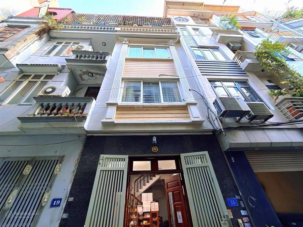 Bán nhà phố nguyễn văn huyên, cầu giấy  13.85 tỷ  47m2 x 4 tầng  ô tô vào nhà
