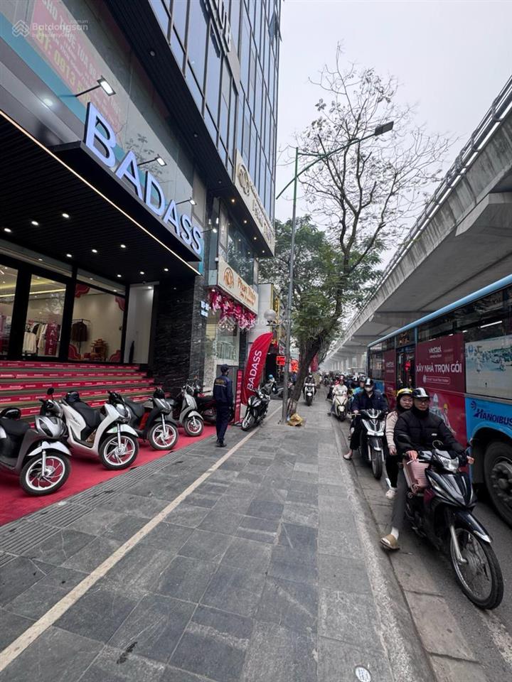 Toà nhà 11 tầng mặt phố xuân thuỷ, cầu giấy  vận hành đa chức năng  cho thuê ổn định  đẳng cấp
