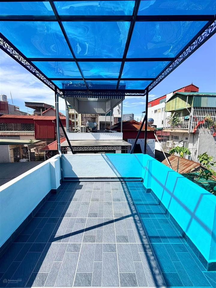 Bán nhà ngõ hoà bình, khâm thiên, đống đa  34m2 x 6 tầng thang máy  lô góc  7.89 tỷ