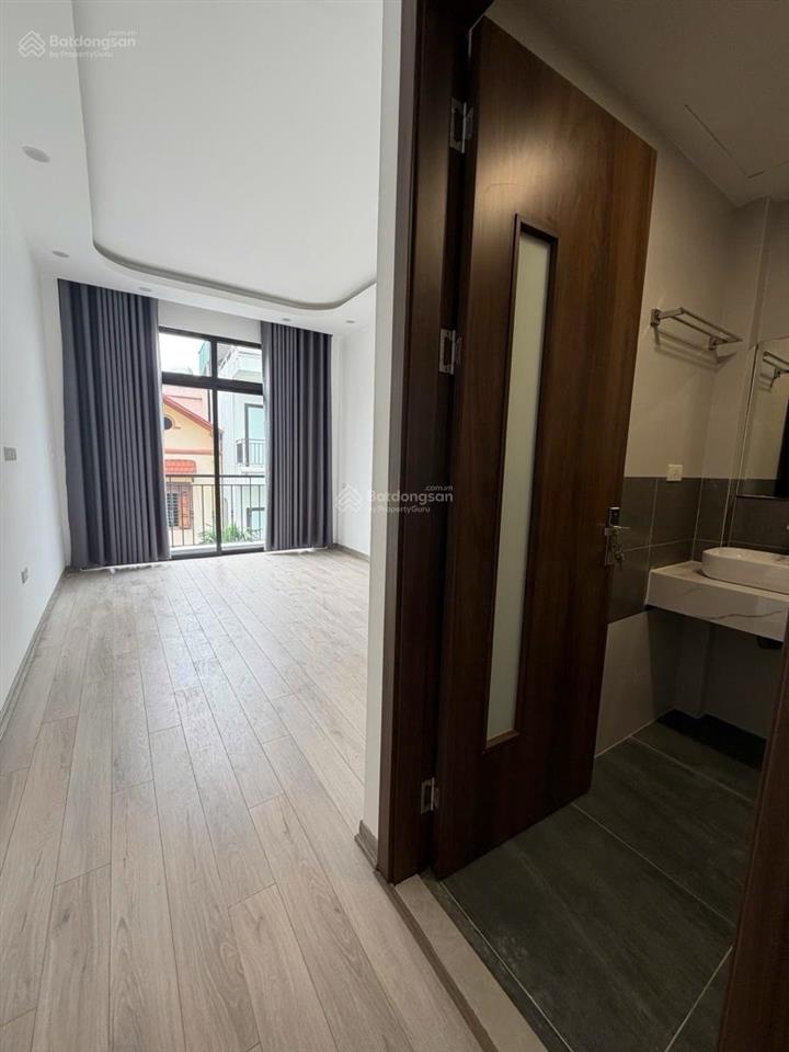 Bán nhà phố phúc lợi, long biên  7,7 tỷ  ô tô vào nhà  6 tầng thang máy mới tinh