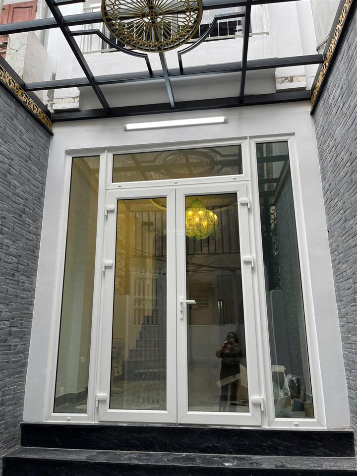 Bán nhà phố thạch bàn, long biên 45m2, 4 tầng  có sân rộng  giá đẹp 8.95 tỷ  gần ô tô