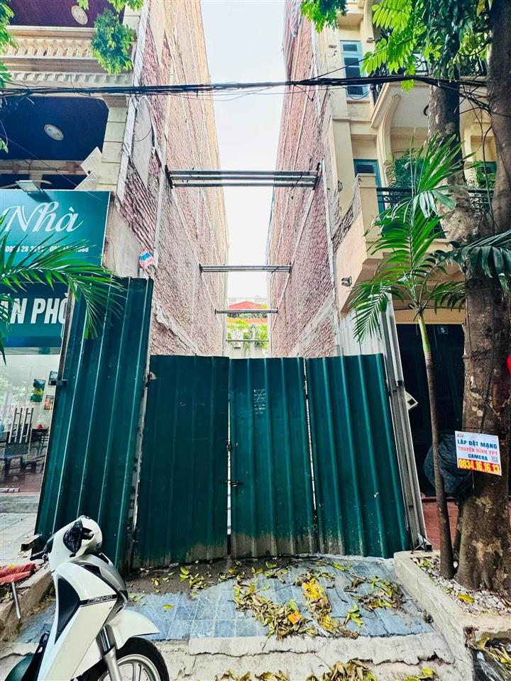 Bán đất phân lô trung kính lớn, cầu giấy  cách mặt phố 1 nhà  đường ô tô tránh  có gpxd