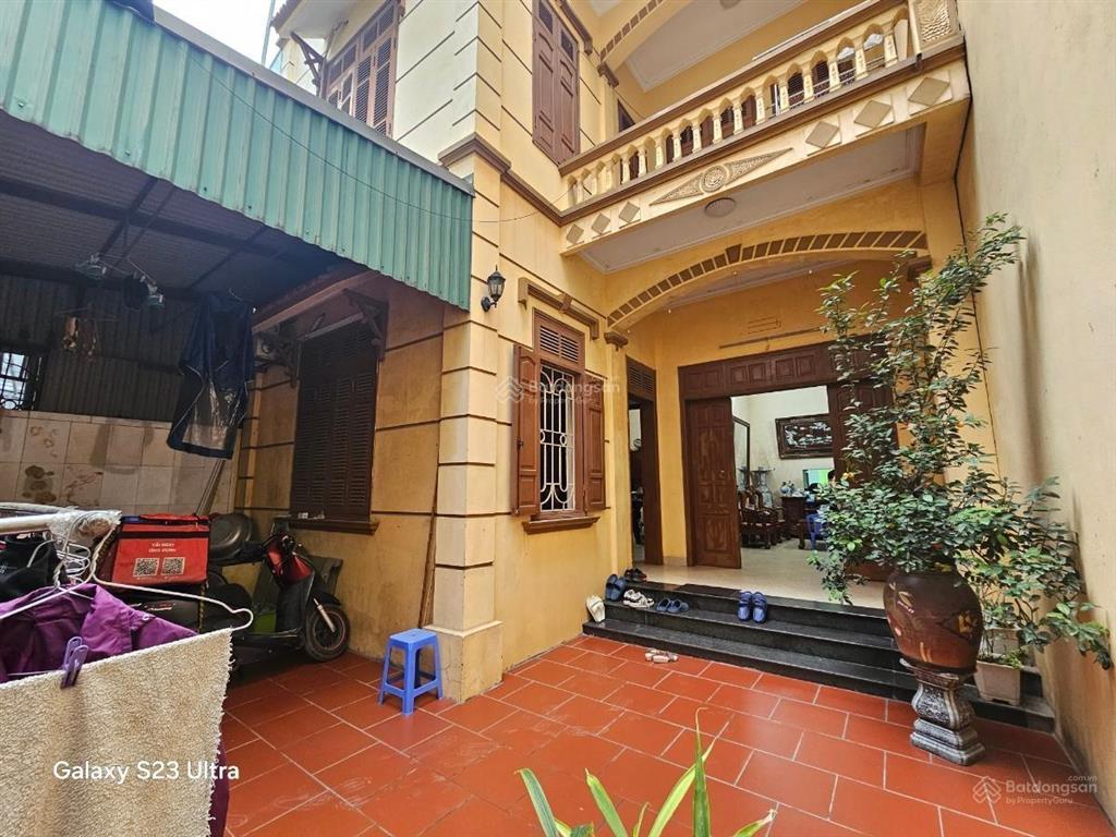 Phú minh, cầu diễn  bán nhà 98m2, 3 tầng, mt 8.2m  chỉ 11.5 tỷ  sổ vuông đẹp  không qh