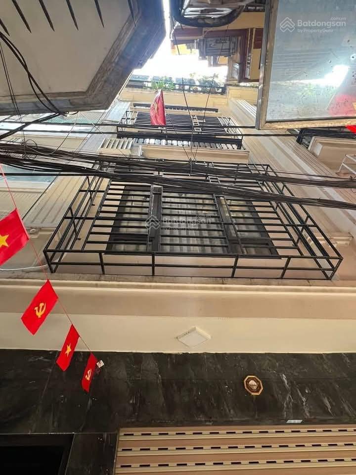 Bán nhà ngõ 79 cầu giấy  nhà đẹp 46m2 x 5 tầng, 4 phòng ngủ  12.5 tỷ có giảm