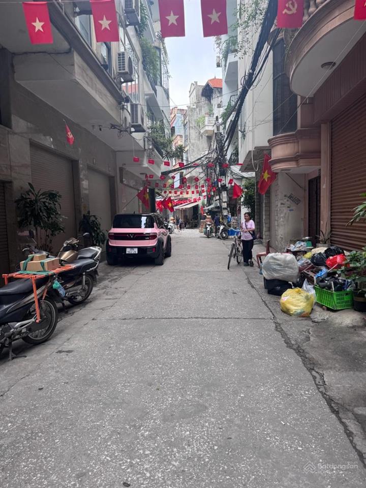 8.6 tỷ bán nhà 5 tầng phố văn cao, ba đình