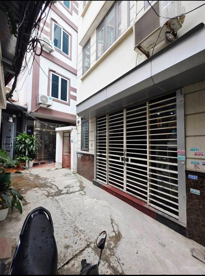Đội cấn, liễu giai  nhà đẹp lô góc 5 tầng, mt 5m, trước nhà thoáng  giá đẹp, chủ thiện chí