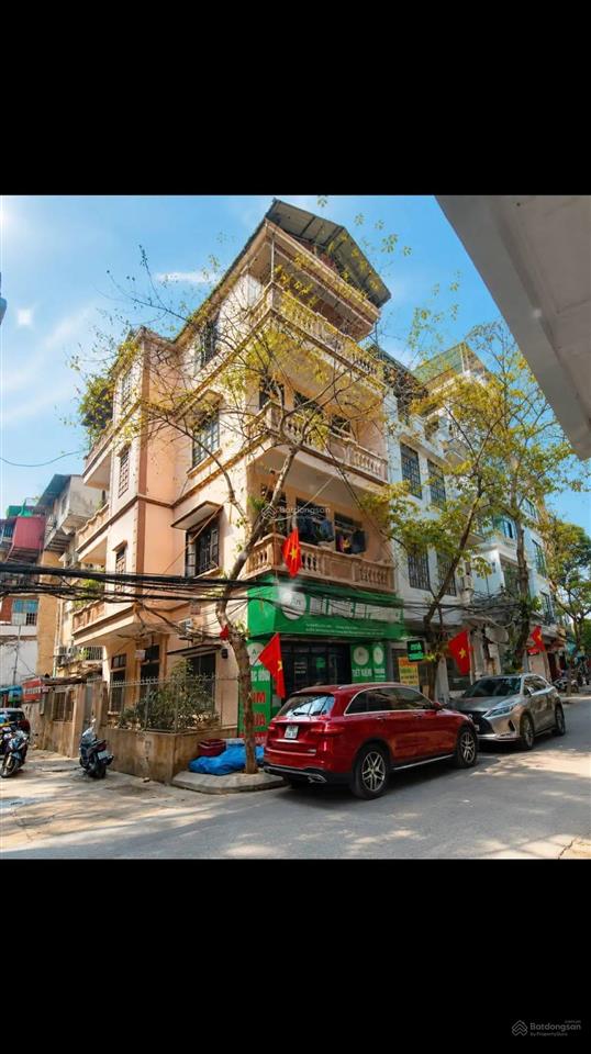 Bán nhà có lộc tại phố kim mã  lô góc 2 mặt ngõ ô tô, đỗ quanh nhà  cách phố 30m