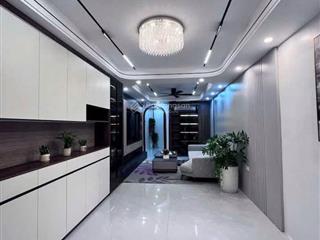 Tây sơn  6 tầng thang máy mới tinh  gần phố  trung tâm đống đa
