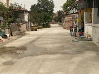 94m đất thổ cư chia 2 lô sát sân bóng vpf đang thi công tại đan kim văn giang  hưng yên