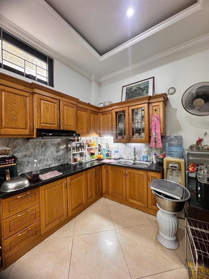 Bán nhà riêng nguyễn hồng, ba đình, 2 mặt thoáng, view đài truyền hình, ngõ 3 gác, 45m x 4 tầng