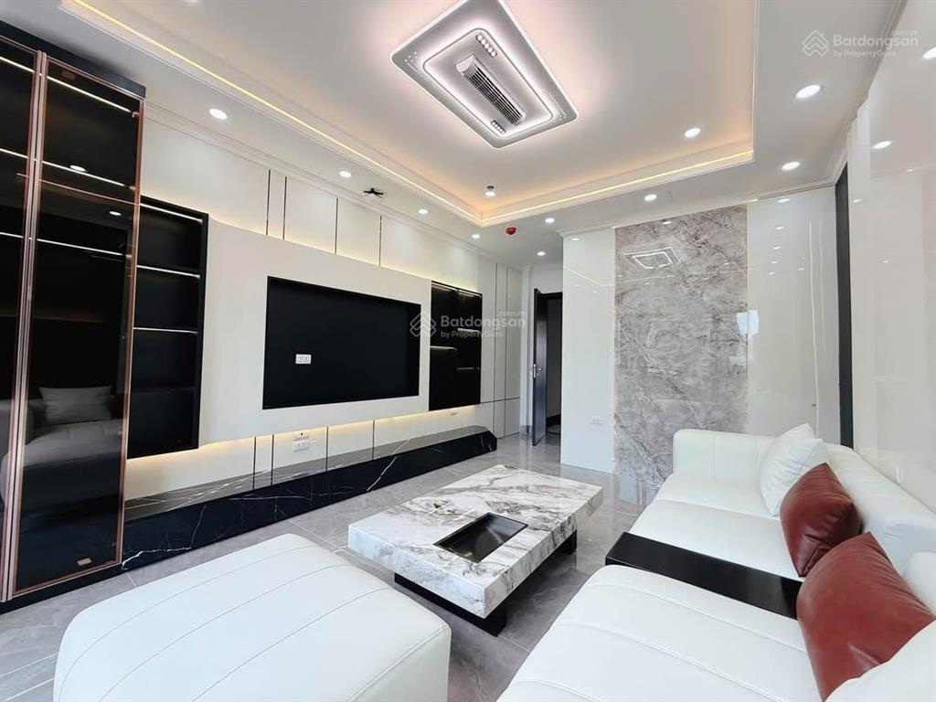 Bán nhà riêng tây sơn, đống đa, cách ô tô tránh 50m, 41m x 6 tầng thang máy, full nội thất