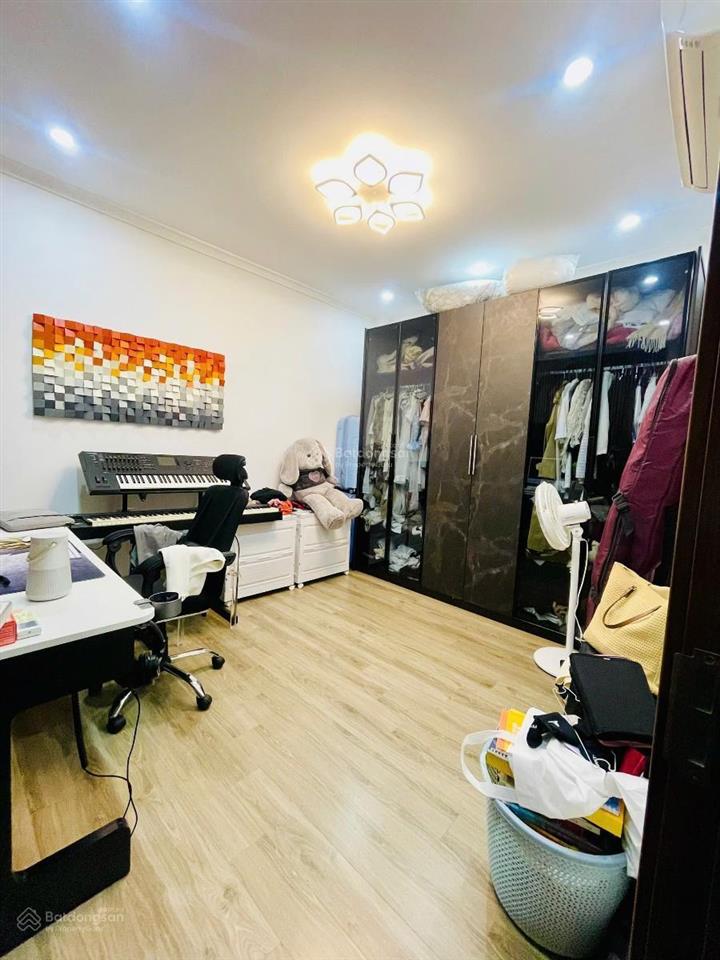 Bán nhà riêng nguyễn phúc lai, đống đa, phân lô cán bộ, ô tô 7 chỗ vào nhà, ngõ thông, 47m x 4t