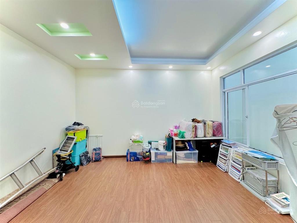 Bán nhà riêng vĩnh hồ, thái thịnh, cách ô tô 10m, 71m x 5 tầng, 2 mặt thoáng trước sau, 4 ngủ