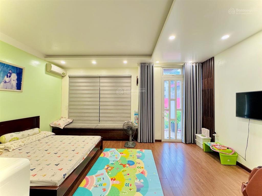 Bán nhà riêng vĩnh hồ, thái thịnh, cách ô tô 10m, 71m x 5 tầng, 2 mặt thoáng trước sau, 4 ngủ