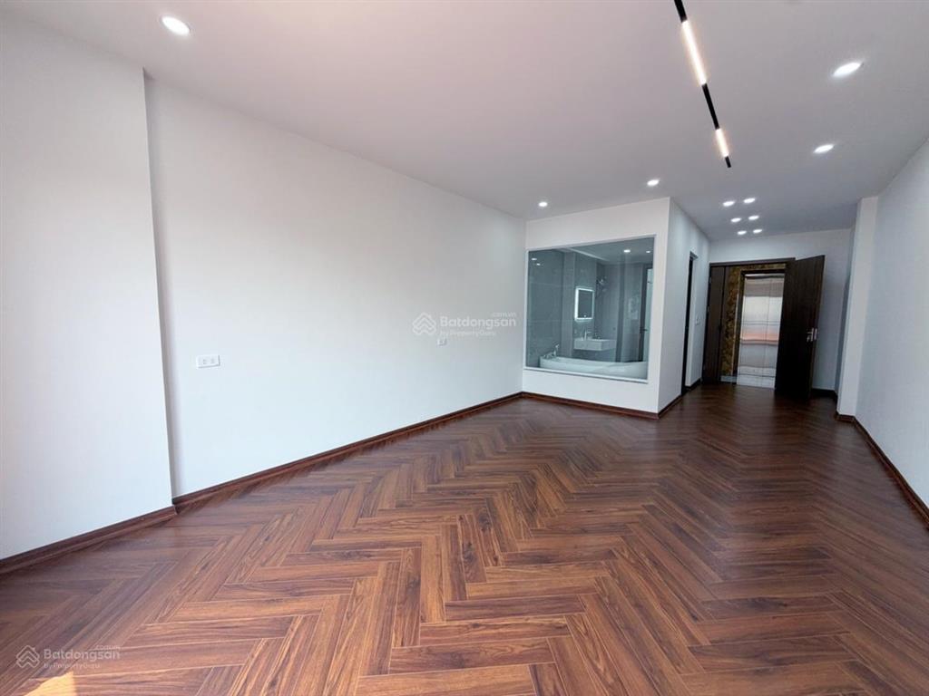 Bán nhà riêng chùa bộc, đống đa, cách phố 40m, mặt tiền 5m, 58m x 7 tầng thang máy, full nội thất