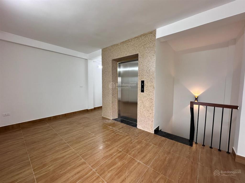 Bán nhà riêng ngọc khánh, ba đình, ngõ rộng gần ô tô, 55m x 6 tầng thang máy, full nội thất vip