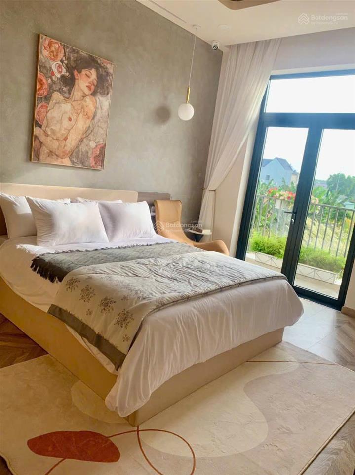 Chính chủ cần ra căn nhà 1 trệt 2 lầu. hiện tại đang cho thuê tháng 12tr. nhà đã hoàn công đầy đủ