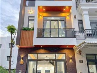 Chính chủ cần ra căn nhà 1 trệt 2 lầu. hiện tại đang cho thuê tháng 12tr. nhà đã hoàn công đầy đủ