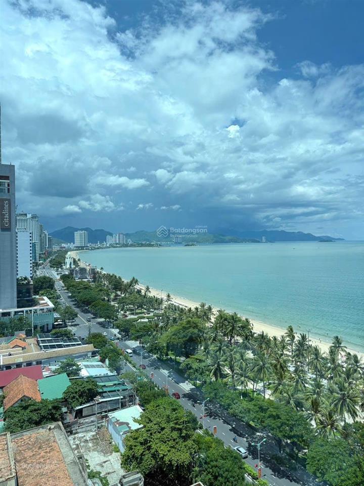 Bán căn hộ khách sạn starcity 72 trần phú (đối diện sailing club & vinpearl) view biển 2,3 tỷ