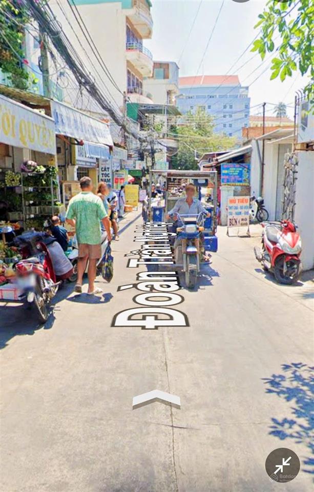 Nhà 3 tầng mặt tiền đoàn trần nghiệp, đi ra biển hòn chồng 300m. nhà giá 13,5 tỷ