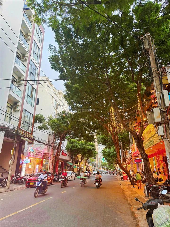 Nhà 5,5 tầng, mặt tiền hồng bàng, thu nhập thụ động 50tr/ tháng. giá 26 tỷ