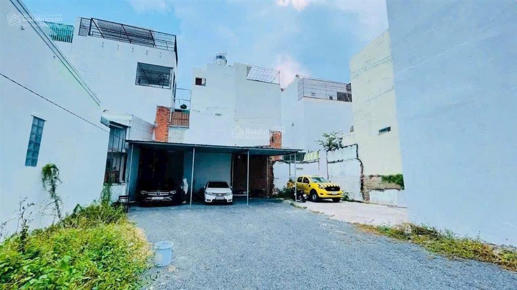 Mặt tiền đường lam sơn 9,3m * vị trí siêu đẹp * giá 29 tỷ