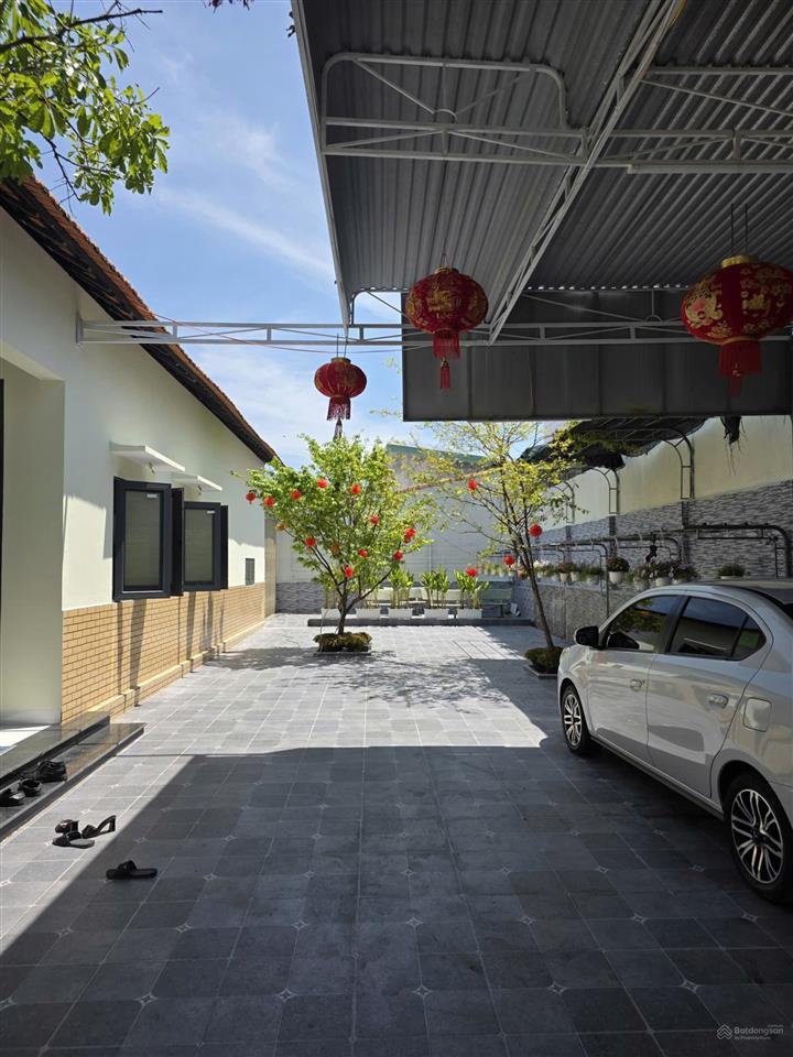 Biệt thự nhà vườn trạm điện, gần mai thị dõng nối dài. đã chia sẵn 3 sổ hồng. giá 6,9 tỷ