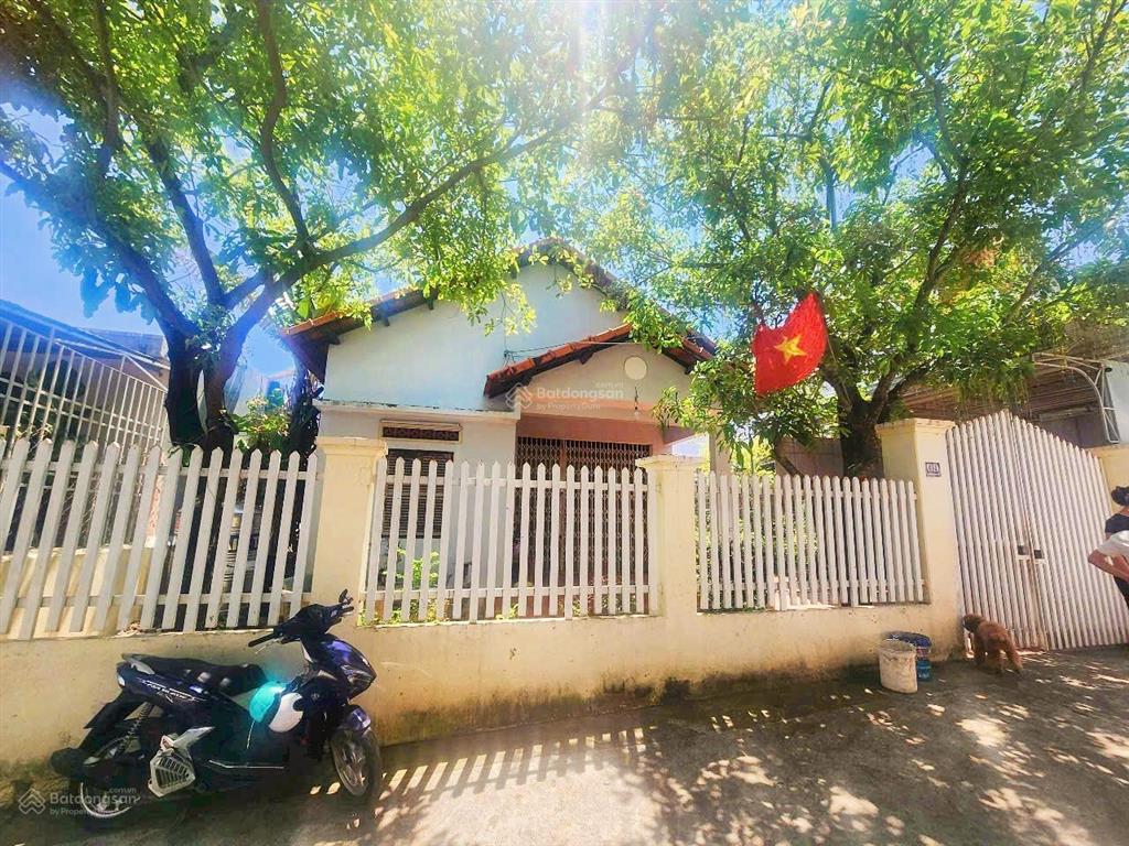 Biệt thự nhà vườn trạm điện, gần mai thị dõng nối dài. đã chia sẵn 3 sổ hồng. giá 6,9 tỷ