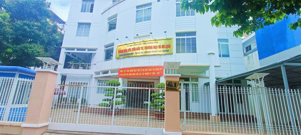 Nhà mặt tiền yersin, 115m², vị trí khá đẹp * cách biển trần phú 800m, giá 12,9 tỷ