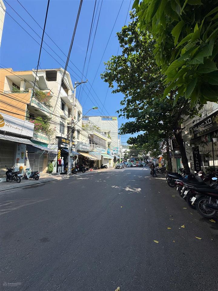 Nhà mặt tiền nguyễn đình chiểu, gần cổng chào đại học nha trang, kd cho thuê khá ok, giá 14 tỷ