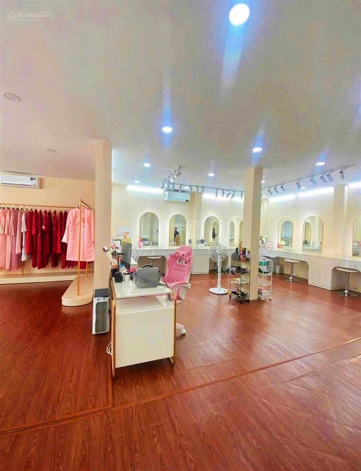 Góc gần 3 mặt tiền cao văn bé  sau mường thanh viễn triều