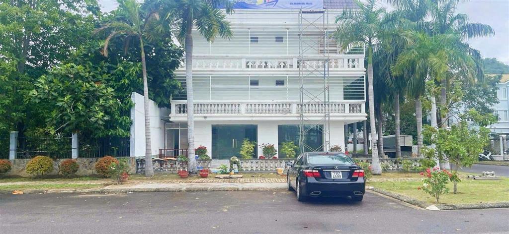 Khách sạn , góc 2 mặt tiền kdt an viên ra biển hơn 150m đang sẵn dòng tiền cho thuê giá 48 tỷ