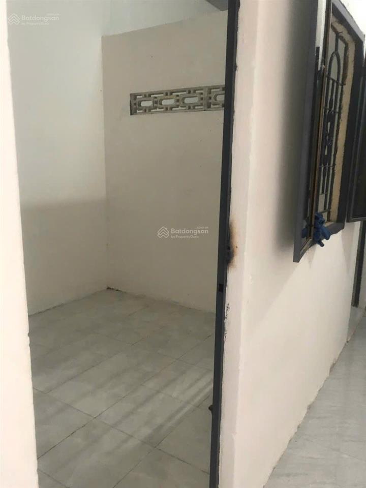 Nhà cấp 4 nguyễn khánh toàn  cách biển hòn chồng  450m  giá  6,9 tỷ