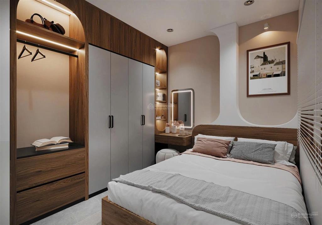 Toà nhà 4 tầng mặt tiền trần quý cáp  có thang máy ] cách biển trần phú  900m ** giá  18,5 tỷ