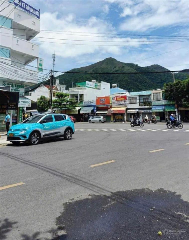 [ 230m², đất khu at  sát đường ngô gia khảm ]  phường vĩnh hải { bắc } nha trang  giá  44tr/m²