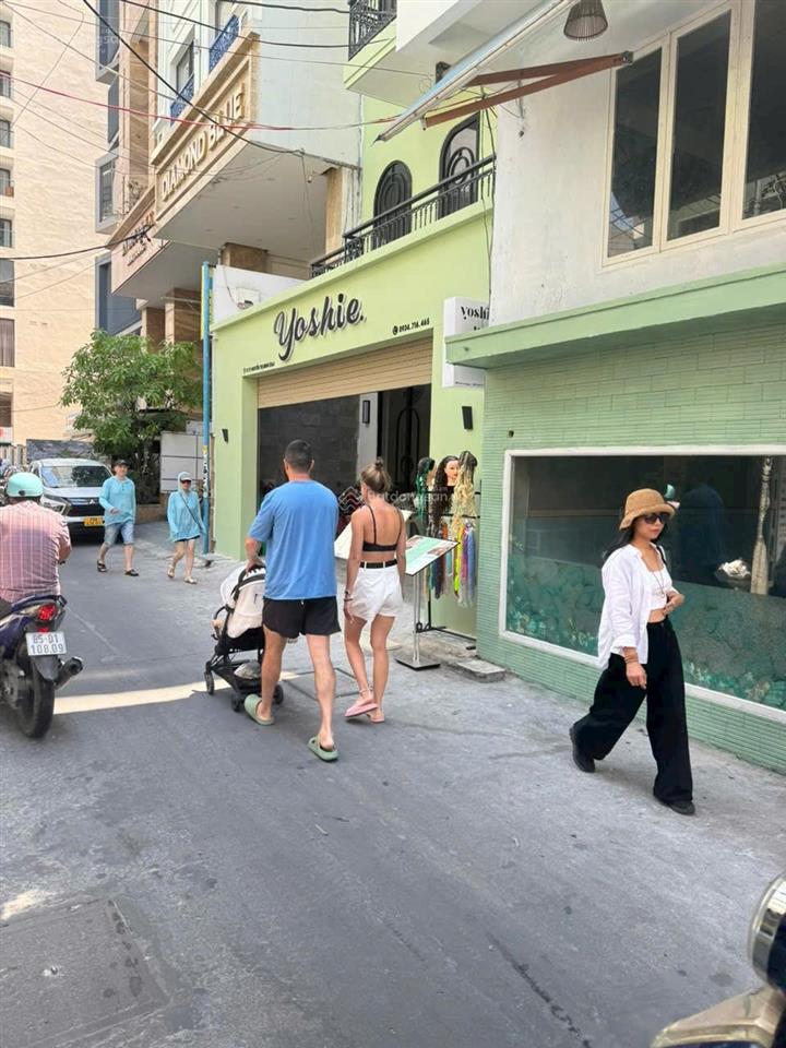 Nhà 3 tầng hùng vương  hẻm ô tô thông nguyễn thị minh khai nguyễn thiện thuật giá 5,9 tỷ