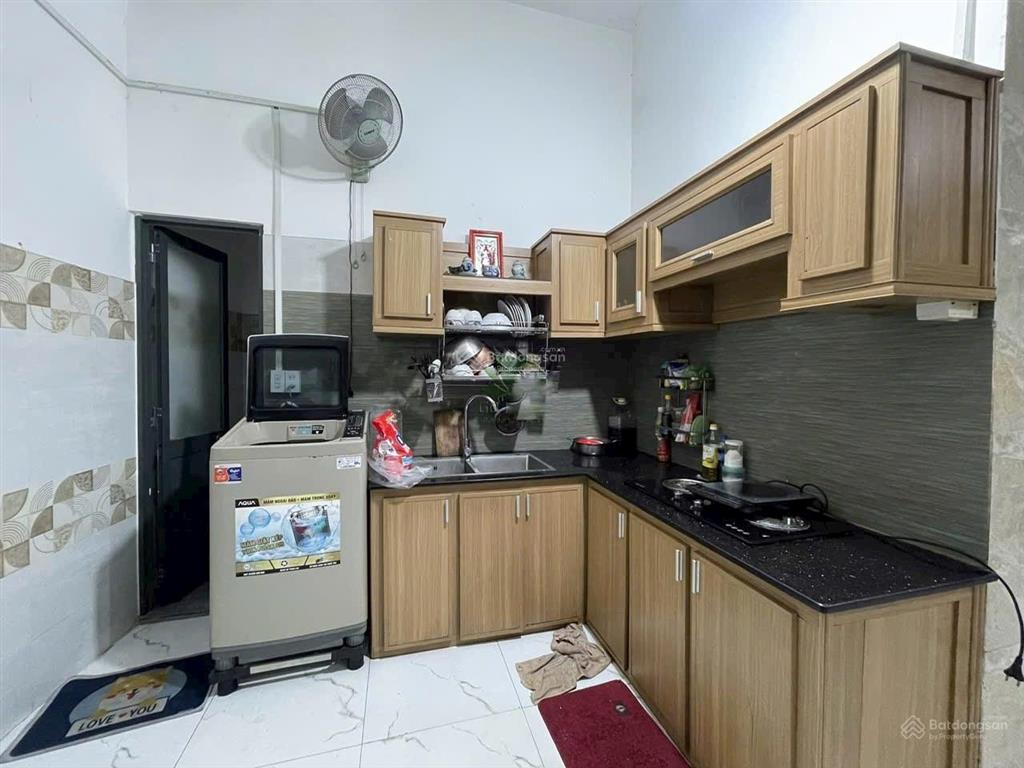 Nhà 3 tầng mặt tiền đường 2/4, gần cầu hà ra, ra 200m là champa island. giá 9,8 tỷ