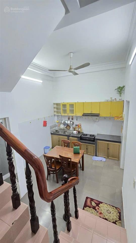 { nhà cấp 4 mặt tiền hương sơn  ngang 8,5m } cách biển trần phú 1,2km. giá 11,8 tỷ