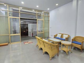 { nhà cấp 4 mặt tiền hương sơn  ngang 8,5m } cách biển trần phú 1,2km. giá 11,8 tỷ