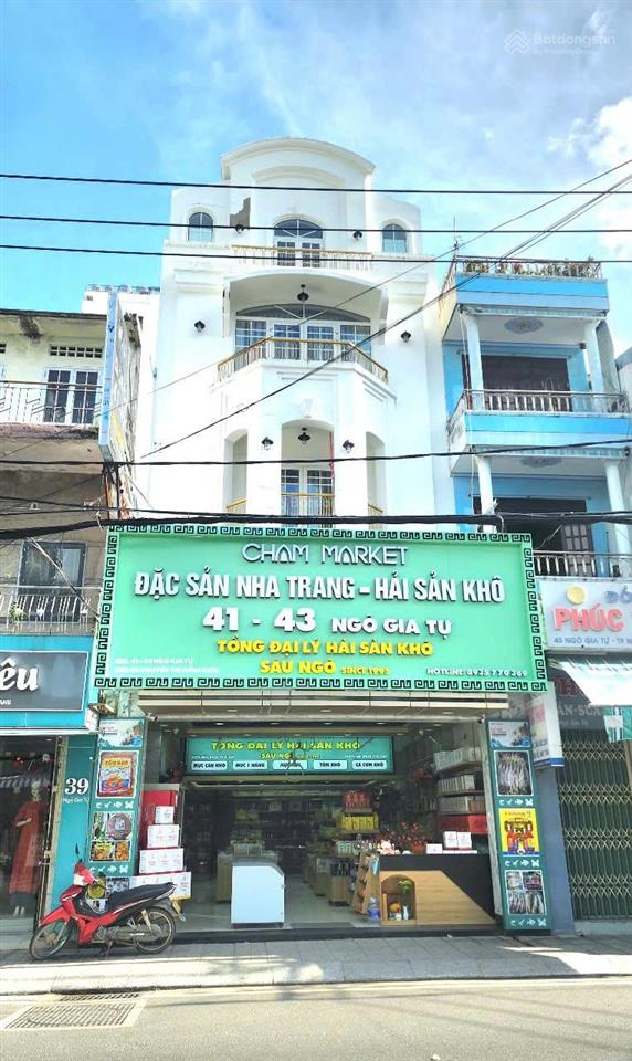 [ nhà 5 tầng mặt tiền ngô gia tự  sẵn thang máy ] gần vòng xoay ngã 7  giá 35 tỷ