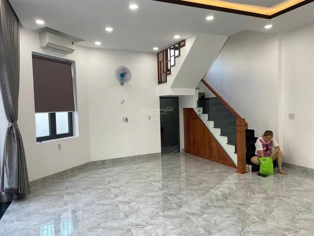 Nhà góc 2 mặt thoáng, 3 tầng mai an tiêm, gần đh nha trang, sẵn dòng tiền cho thuê. giá 7,250 tỷ