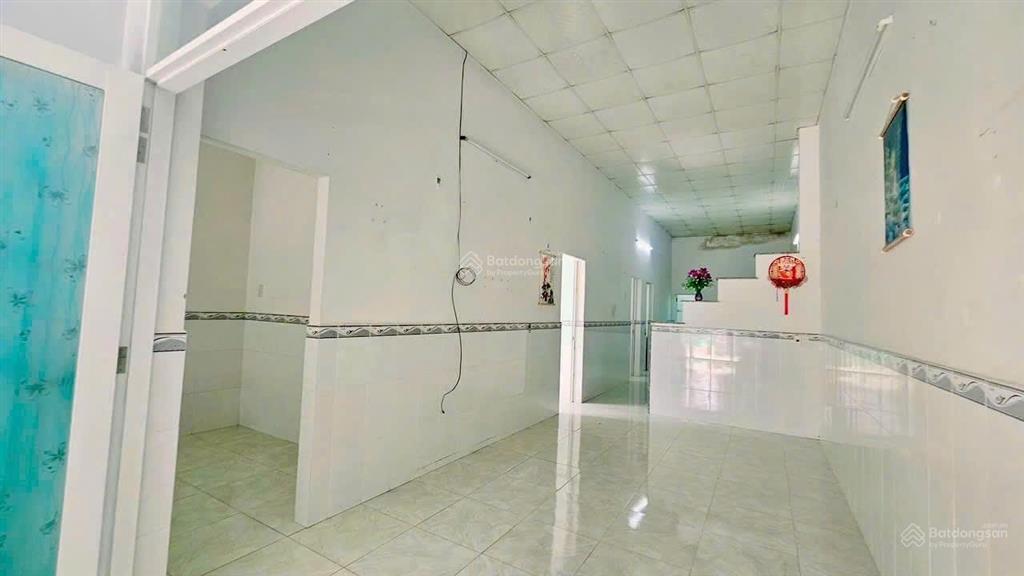 Nhà góc 2 mặt thoáng, đất lành  trong khu dân cư ( đi ra đường phong châu  80m )  giá 4,460 tỷ